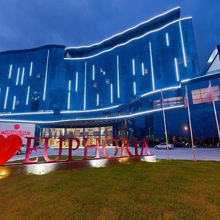 Apartment Desi With Sea View On The Beach In Batumi Luaran gambar
