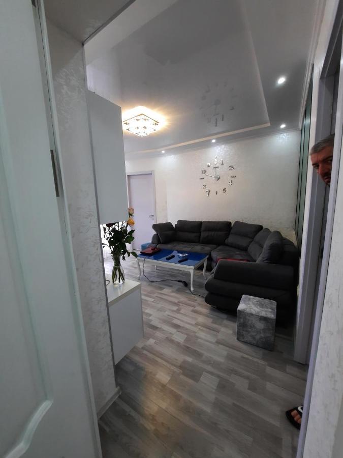 Apartment Desi With Sea View On The Beach In Batumi Luaran gambar