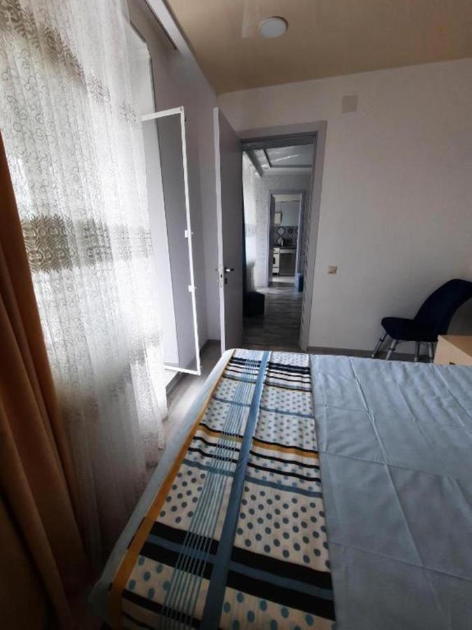 Apartment Desi With Sea View On The Beach In Batumi Luaran gambar